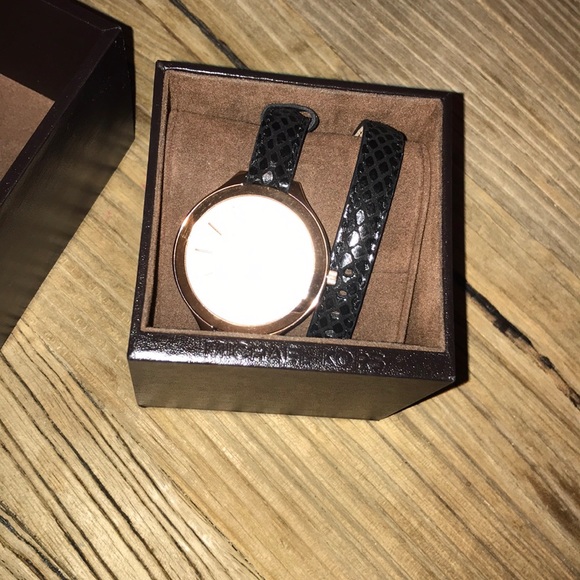 Michael Kors Rose Gold Wrap Watch - Picture 5 of 9